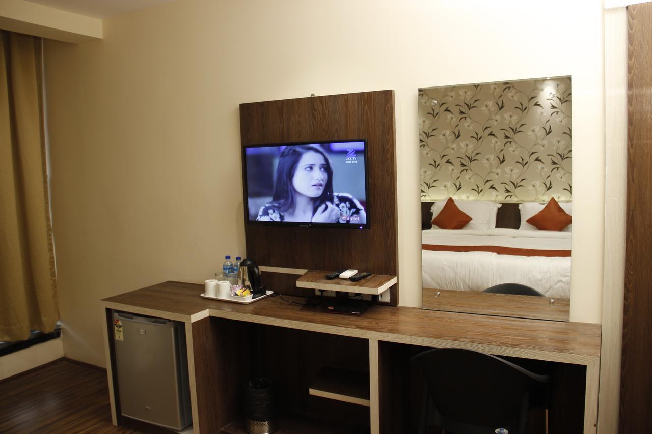 Hotel Regenta Larica