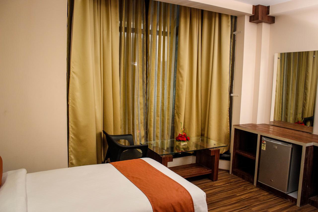 Hotel Regenta Larica Kolkata