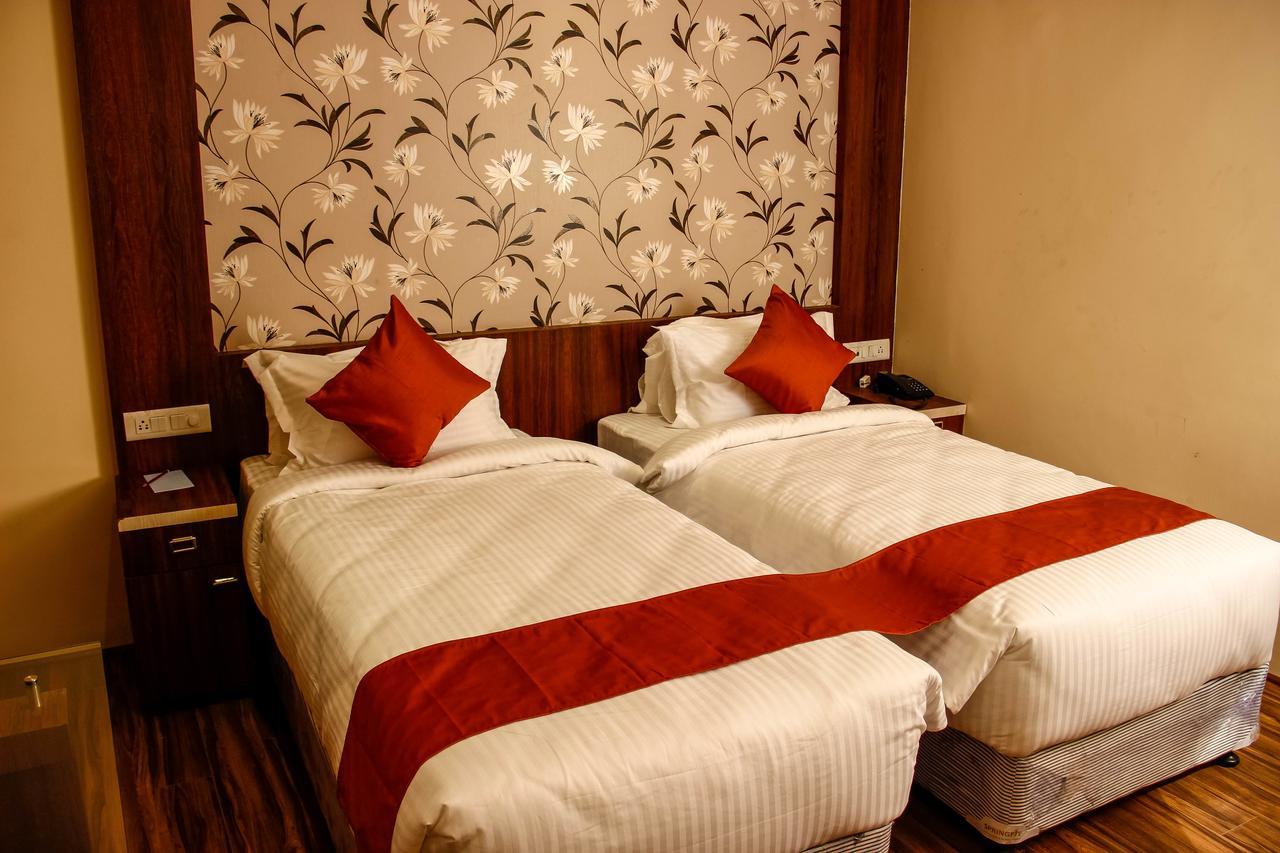 Regenta Larica Hotel