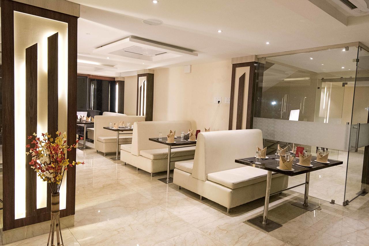 Hotel Regenta Larica